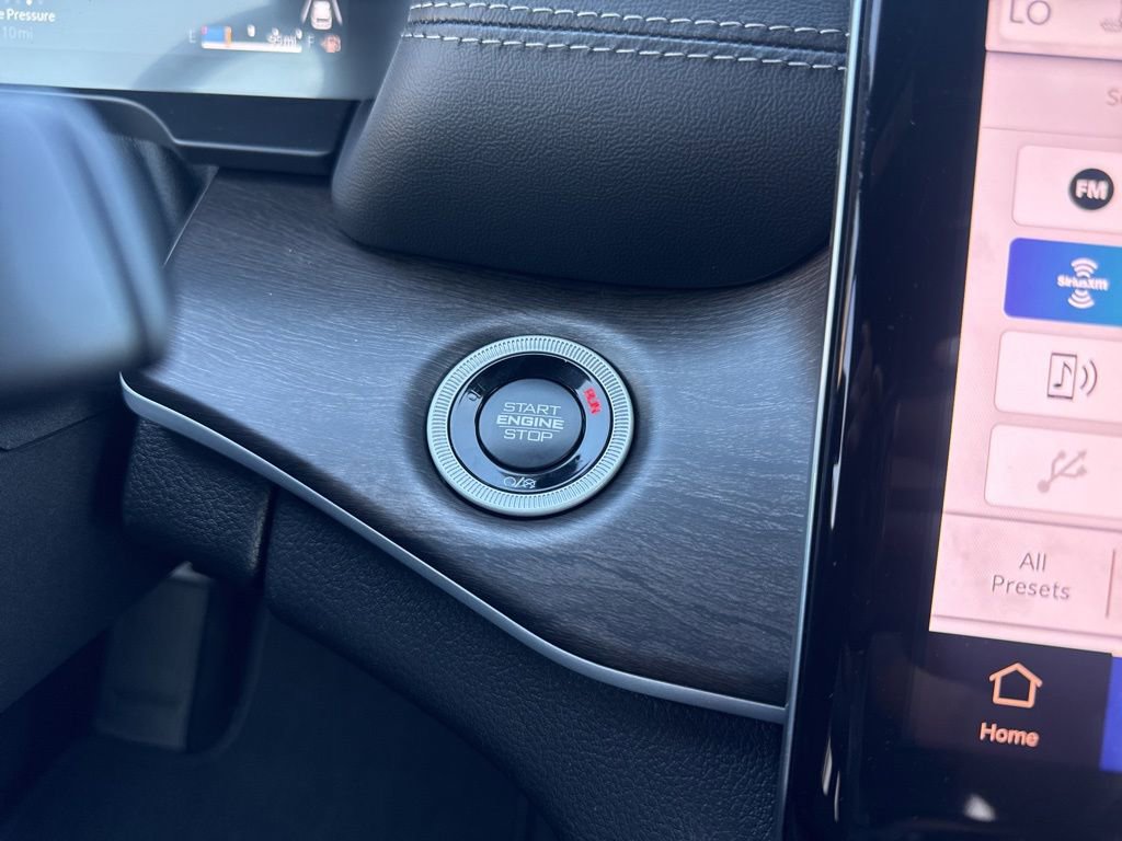 New 2025 Jeep Grand Cherokee Limited image 21