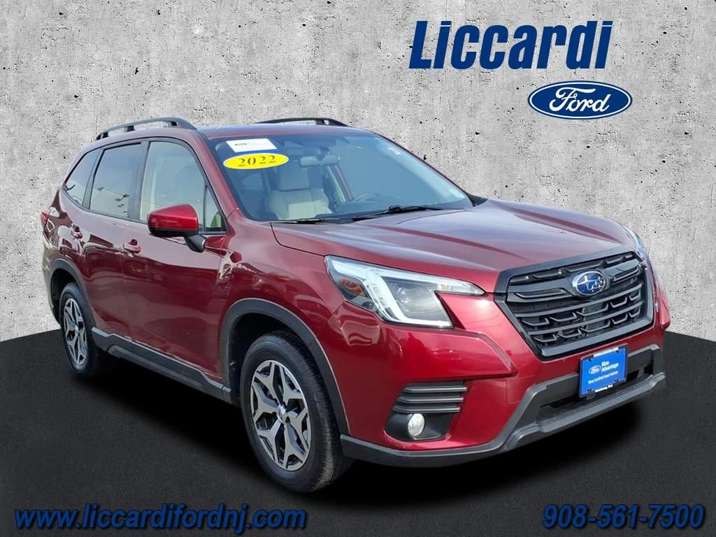 Used 2022 Subaru Forester Premium image 1