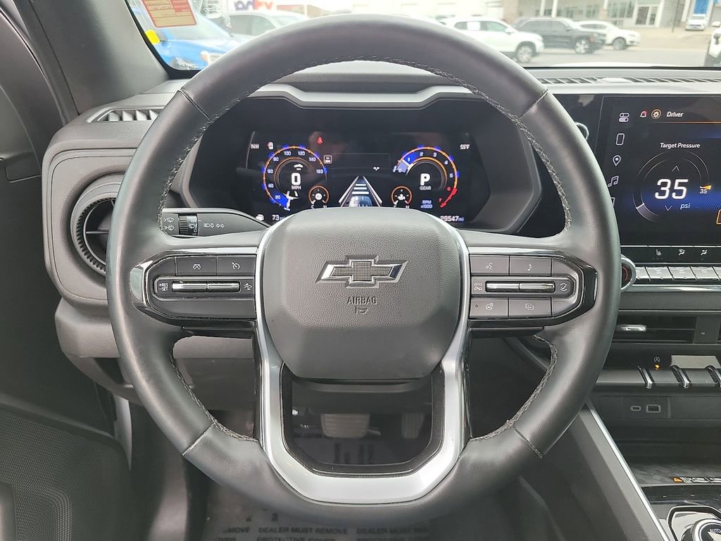 Used 2025 Chevrolet Colorado Trail Boss image 19