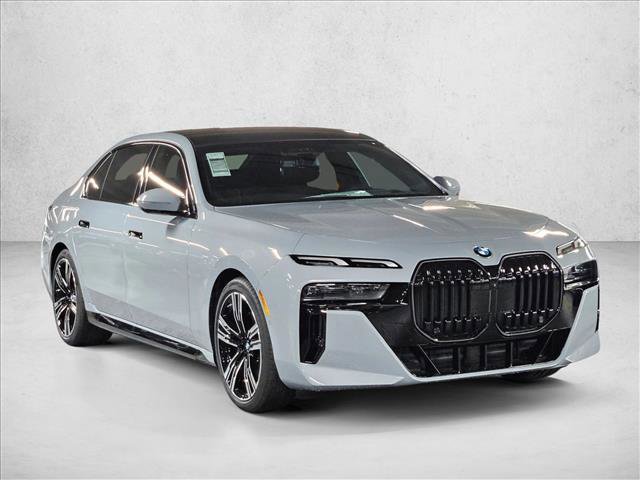 New 2026 BMW 740i RWD image 3