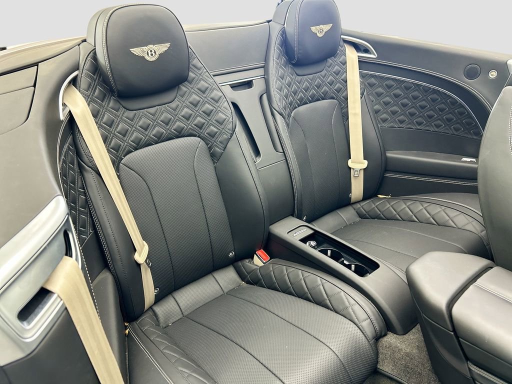 Used 2021 Bentley Continental GT image 29