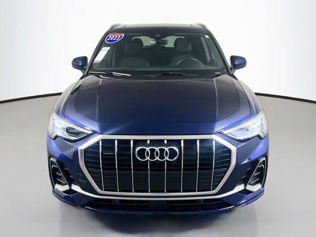 Used 2023 Audi Q3 2.0T Premium Plus w/ Premium Plus Package AWD/4WD image 3