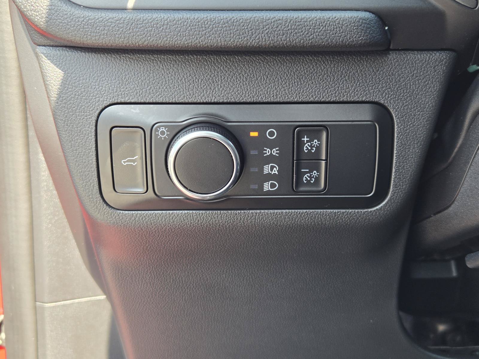 Used 2023 Ford Escape Active w/ Tech Pack #2 FWD image 18
