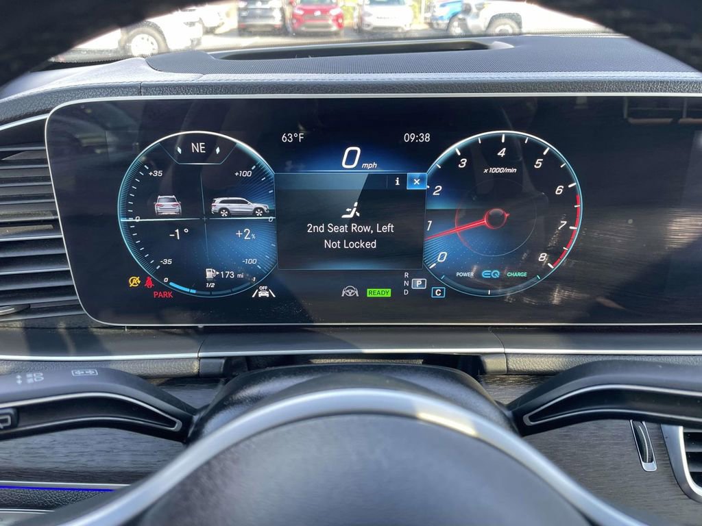 Used 2021 Mercedes-Benz GLS 450 4MATIC image 40