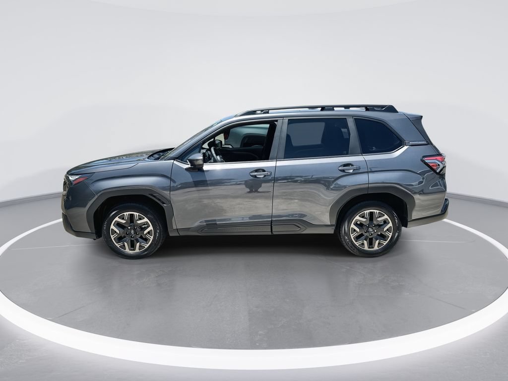 Used 2025 Subaru Forester Premium AWD/4WD image 5