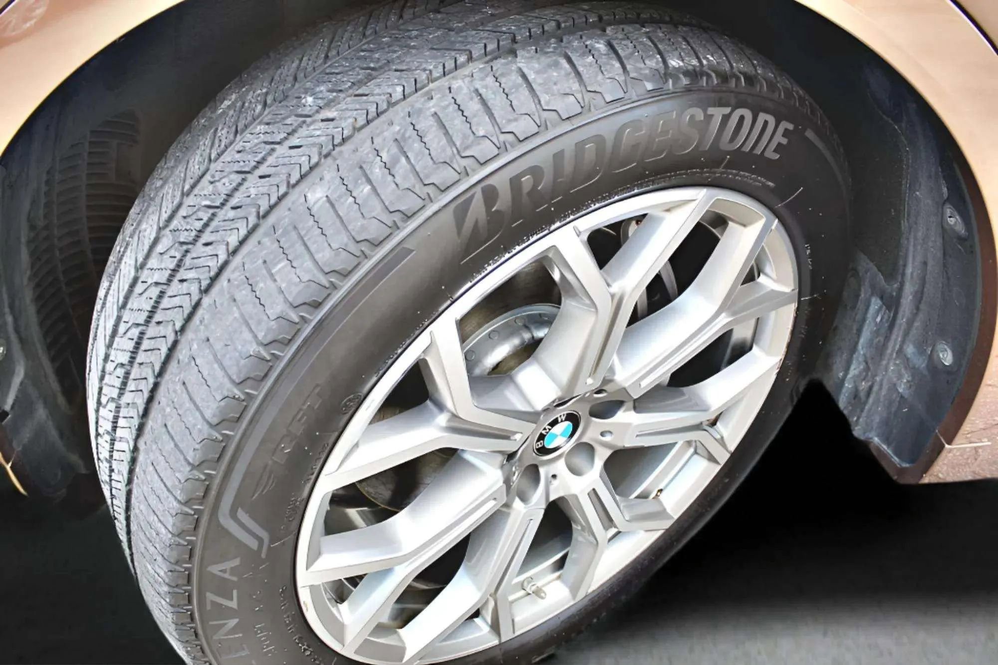 Used 2019 BMW X7 xDrive40i w/ Premium Package AWD/4WD image 47