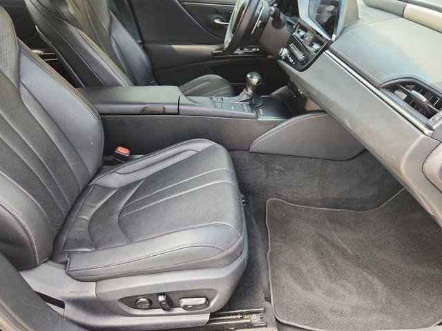 Used 2022 Lexus ES 350 F Sport w/ Accessory Package 2 FWD image 27