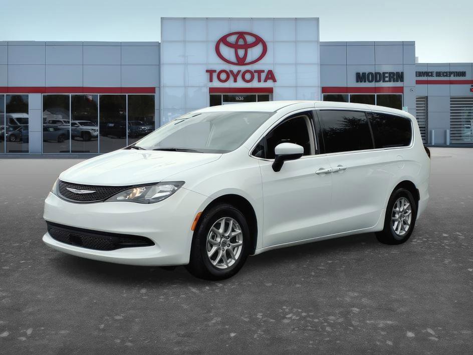 Used 2023 Chrysler Voyager LX