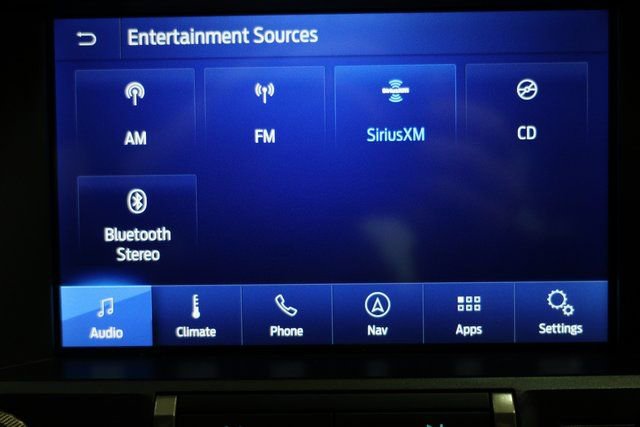 Used 2021 Ford Mustang Shelby GT500 w/ Technology Package image 91