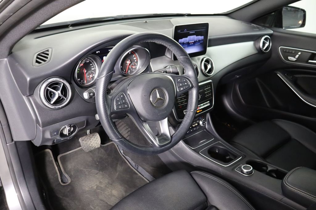 Used 2019 Mercedes-Benz CLA 250 image 19