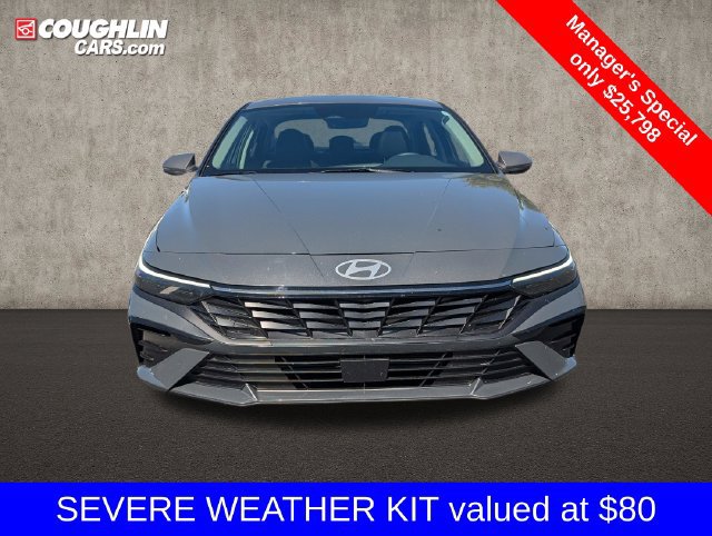 Certified 2026 Hyundai Elantra Limited FWD image 2