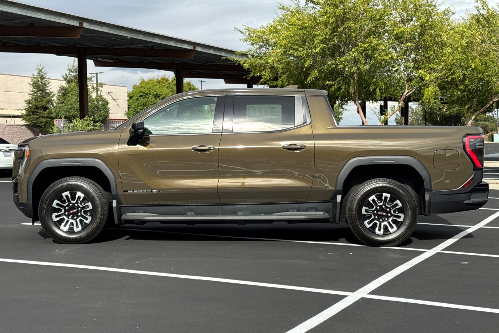 New 2026 GMC Sierra EV Elevation image 8