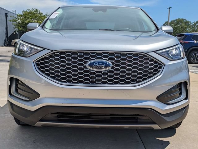 Used 2024 Ford Edge SEL AWD/4WD image 3