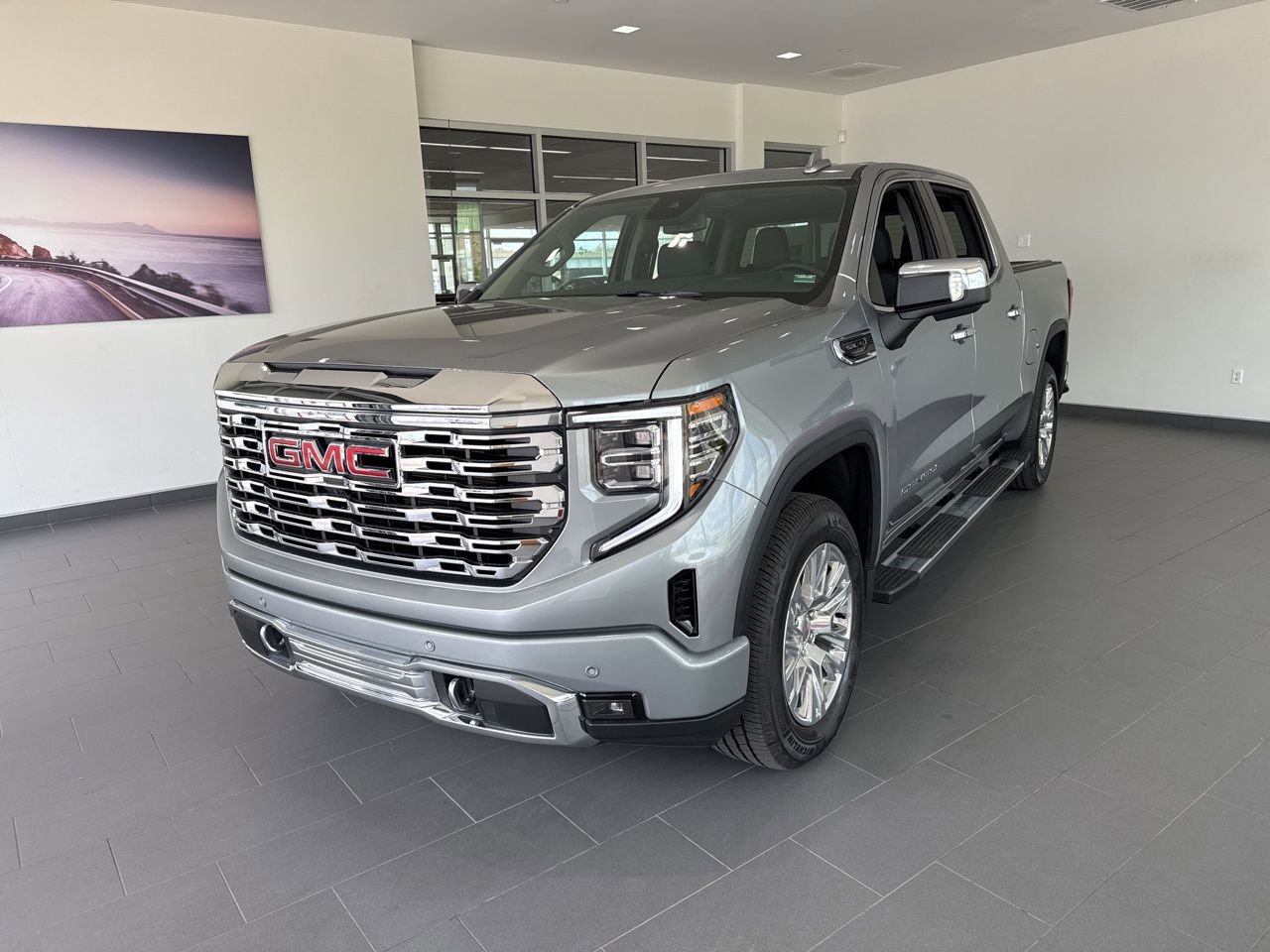 Used 2025 GMC Sierra 1500 Denali image 3
