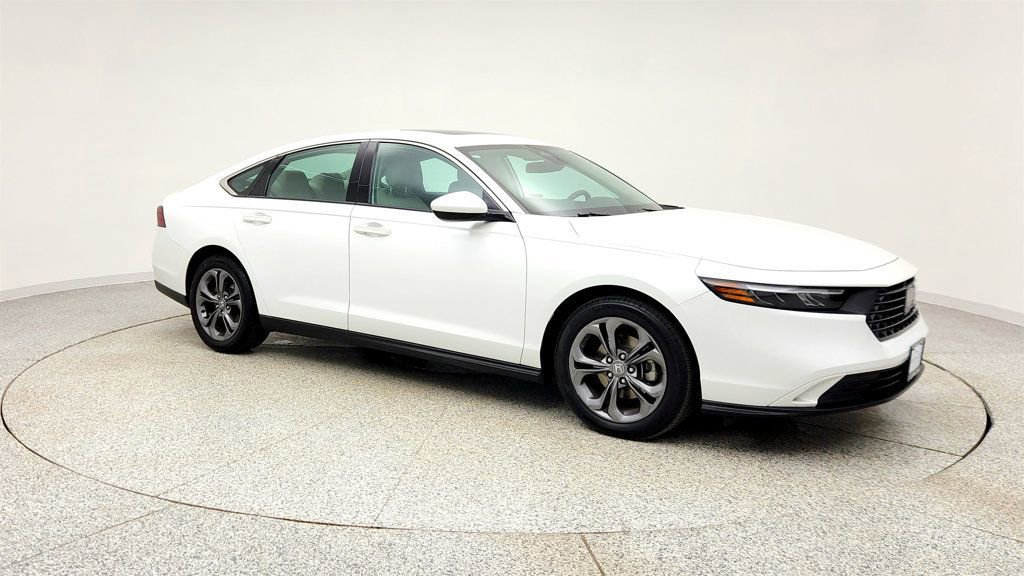 Used 2023 Honda Accord EX image 3