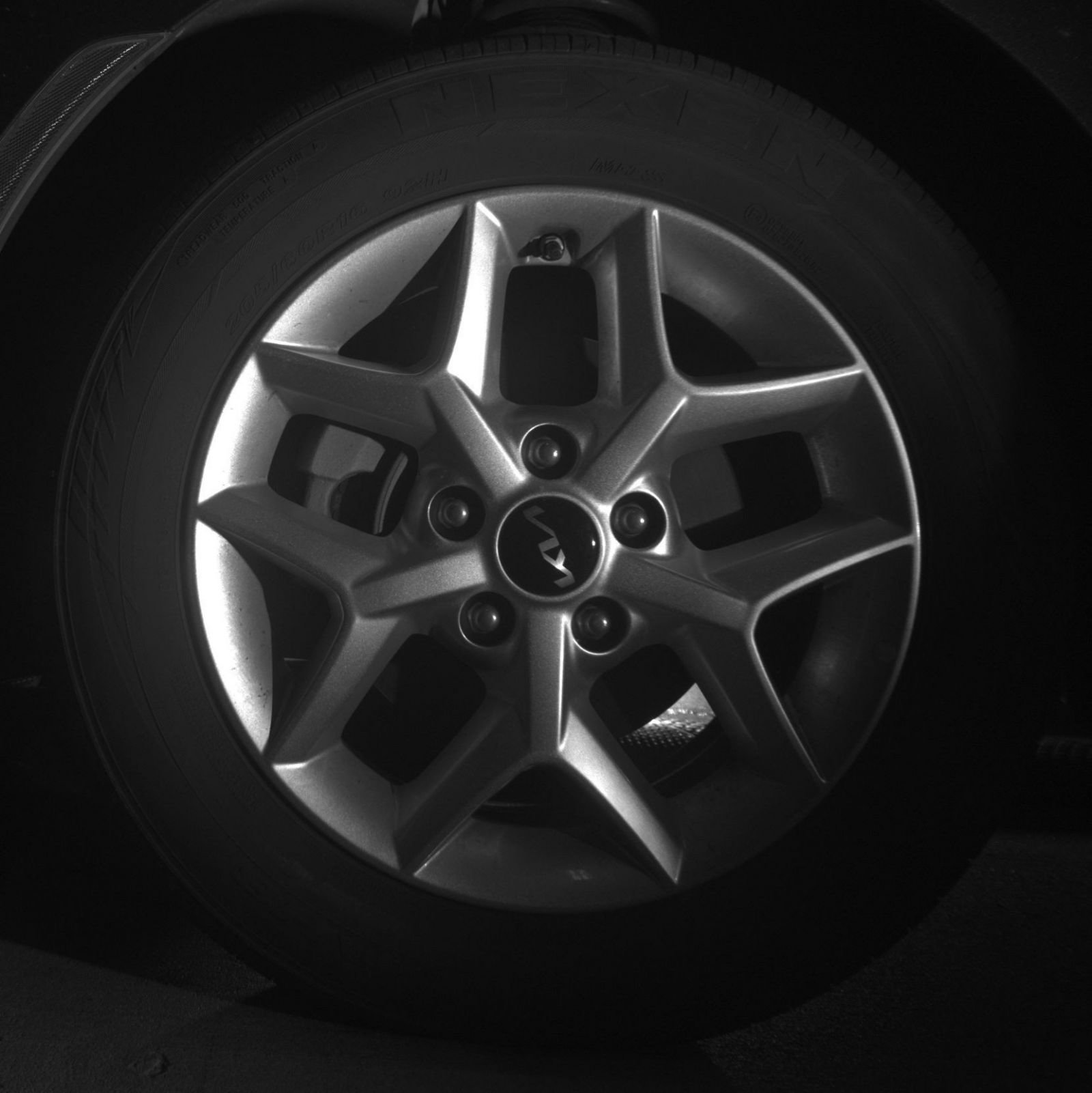 Used 2025 Kia Soul LX w/ LX Technology Package FWD image 15