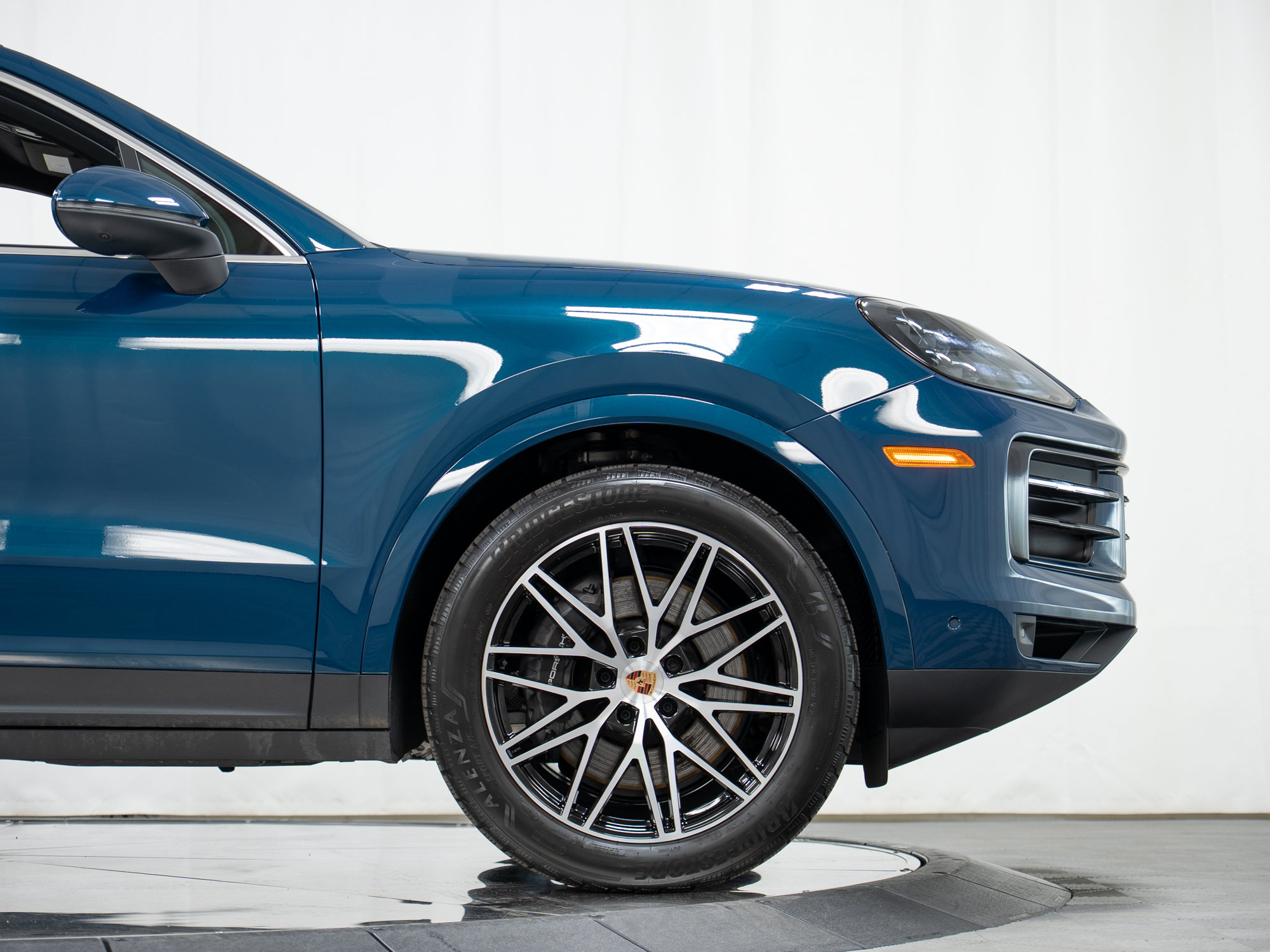 Certified 2026 Porsche Cayenne Coupe AWD/4WD image 11