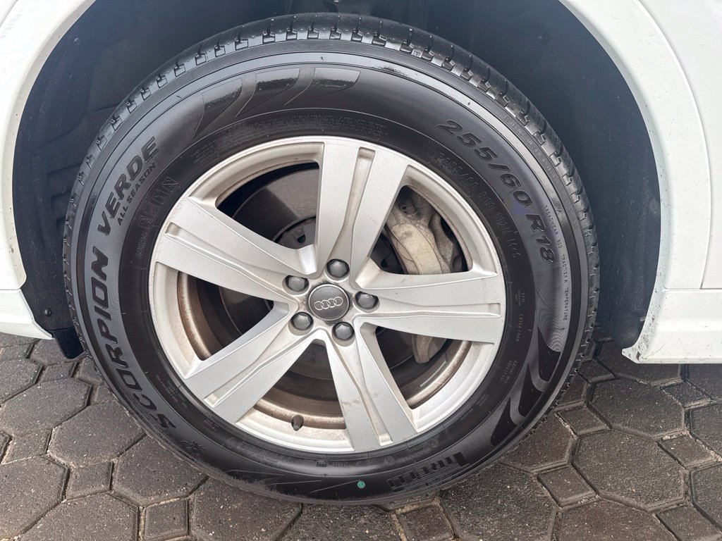 Used 2019 Audi Q7 2.0T Premium Plus AWD/4WD image 12