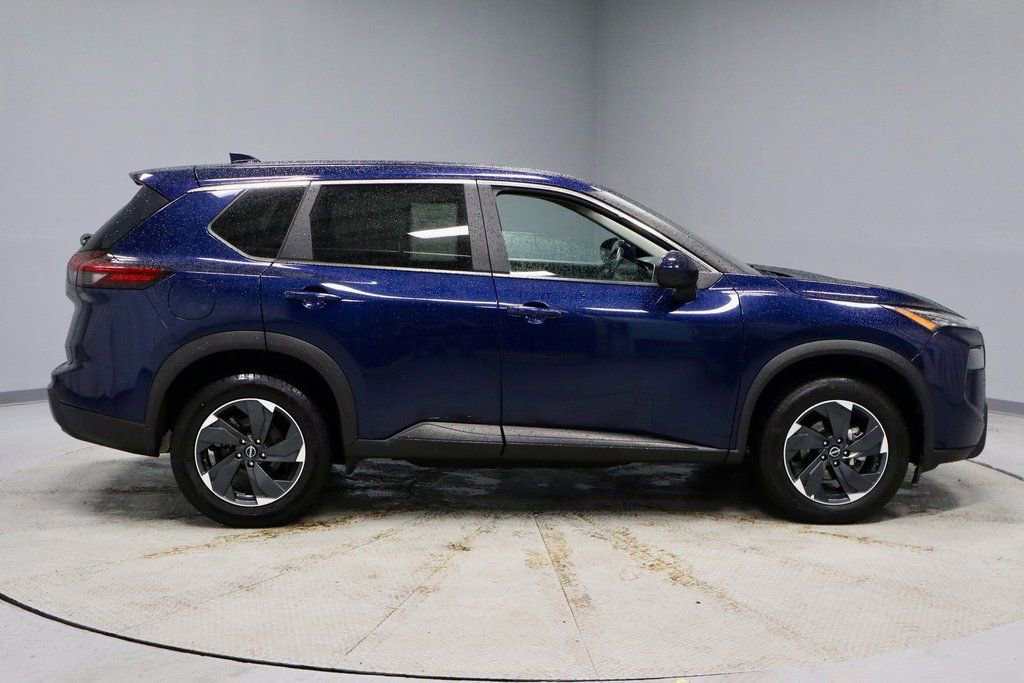 Certified 2024 Nissan Rogue SV image 5