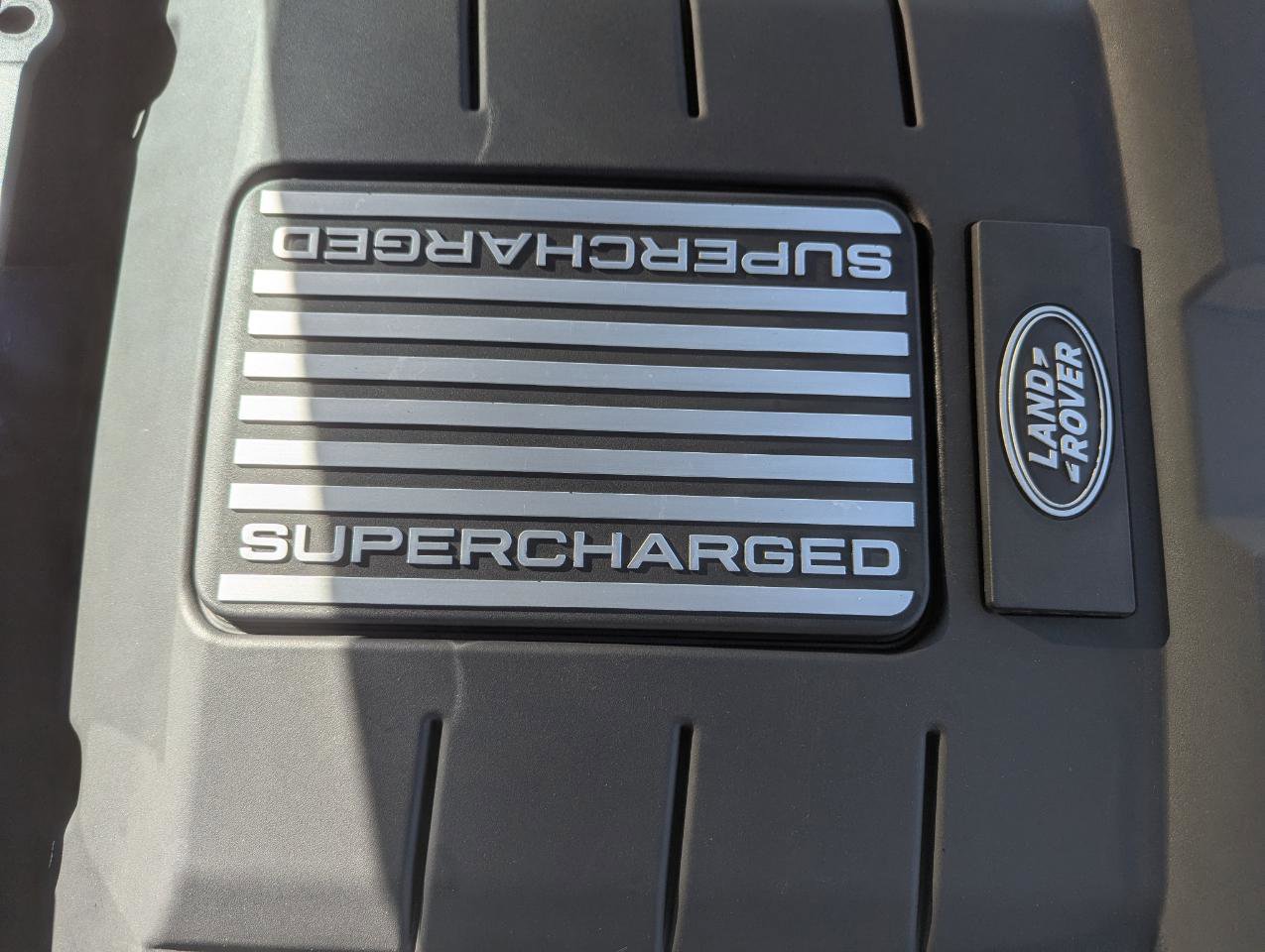 Used 2016 Land Rover Range Rover Supercharged image 64