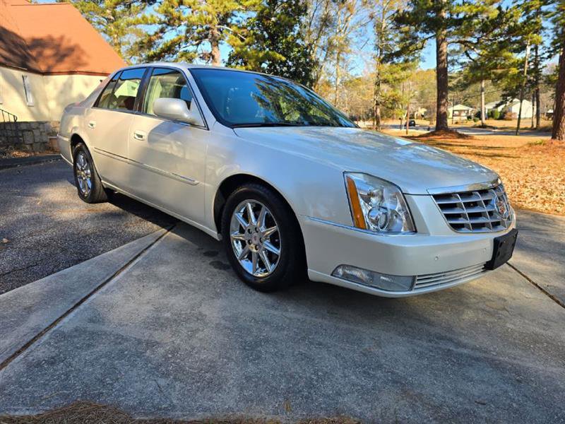 Used 2011 Cadillac DTS Luxury image 33