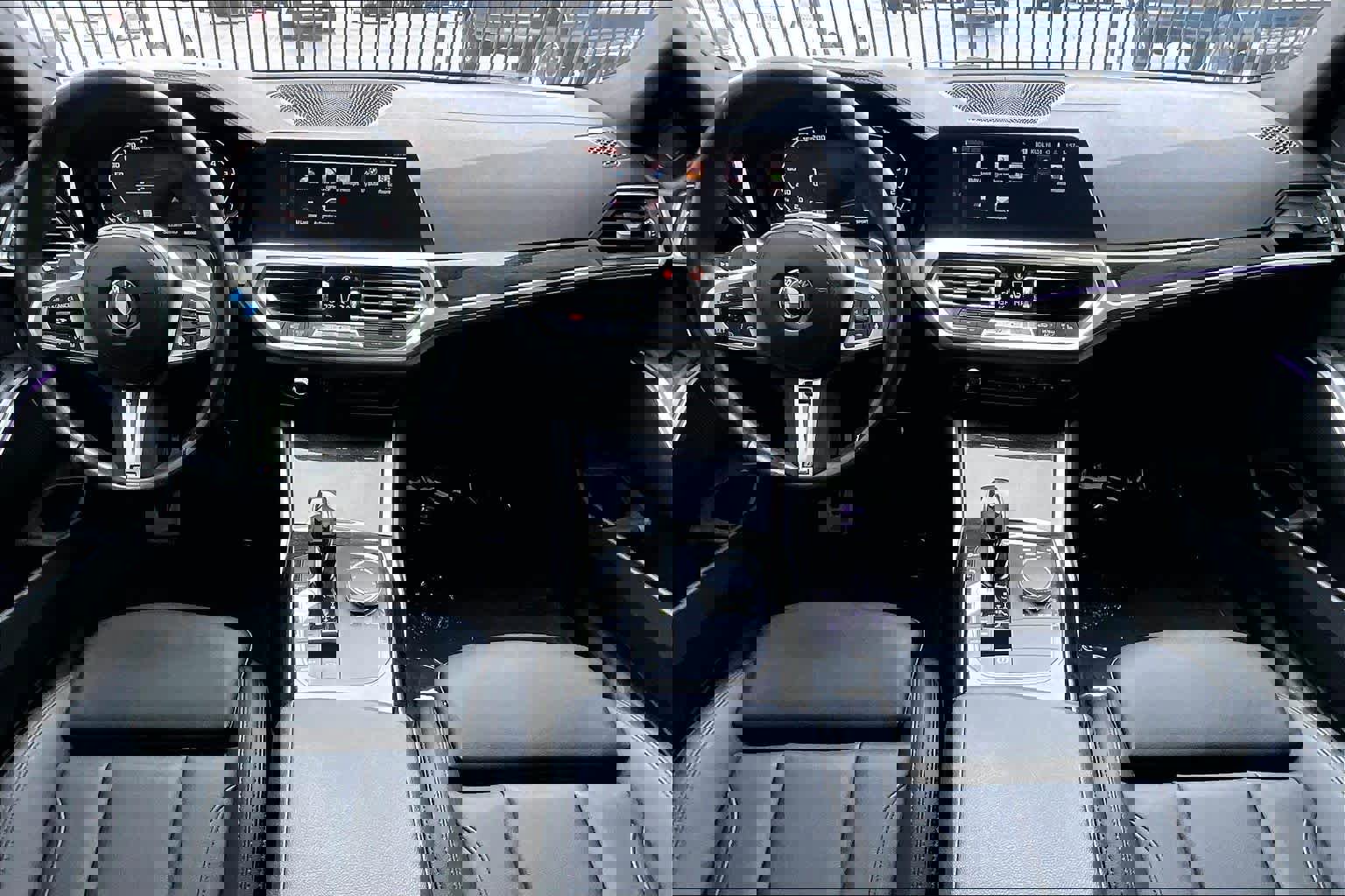 Used 2021 BMW 330i Sedan w/ M Sport Package image 14