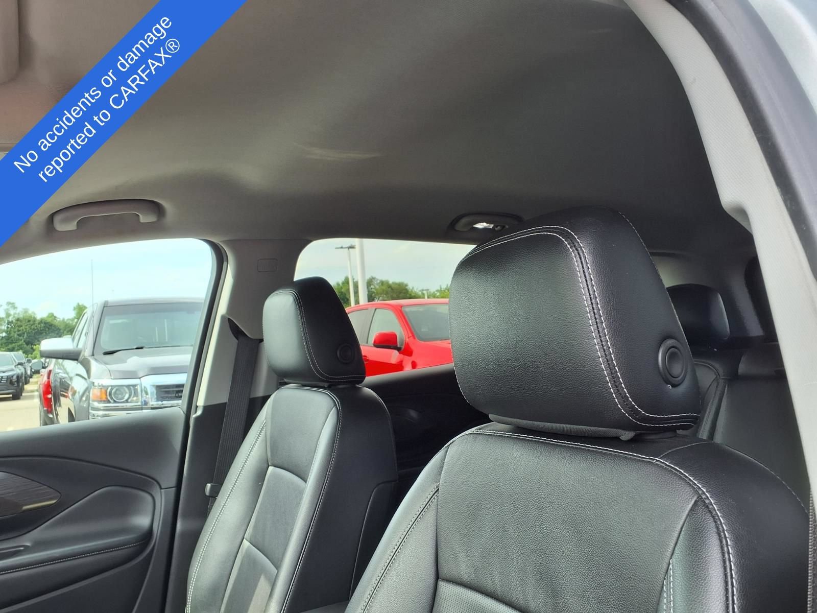 Used 2023 GMC Terrain SLT AWD/4WD image 20