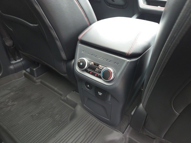 Certified 2025 Ford Explorer ST image 44