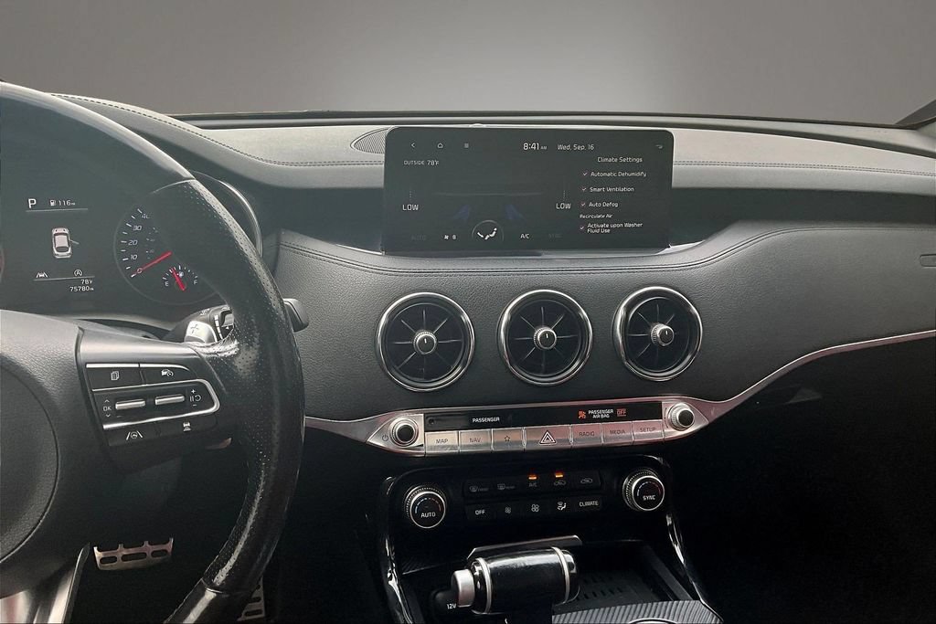 Used 2023 Kia Stinger GT-Line w/ Sun & Sound Package AWD/4WD image 9