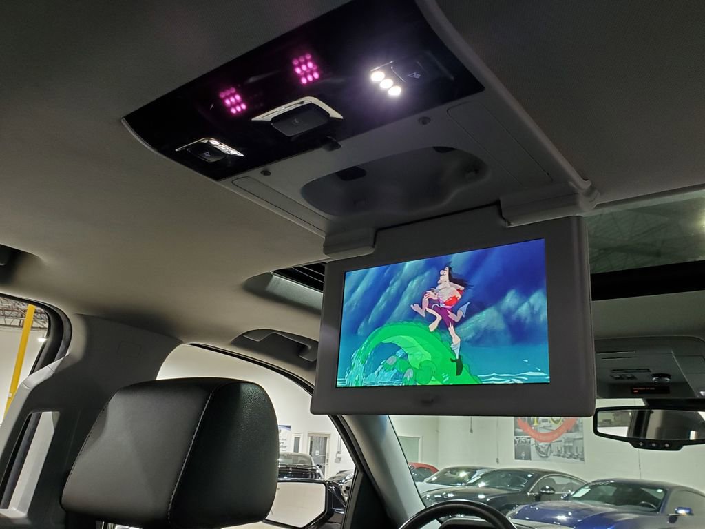 Used 2018 GMC Yukon SLT w/ Open Road Package image 24