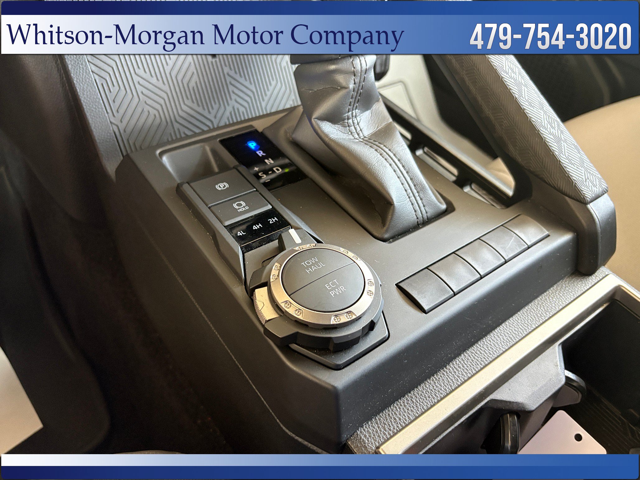 Used 2025 Toyota Tacoma SR5 AWD/4WD image 25