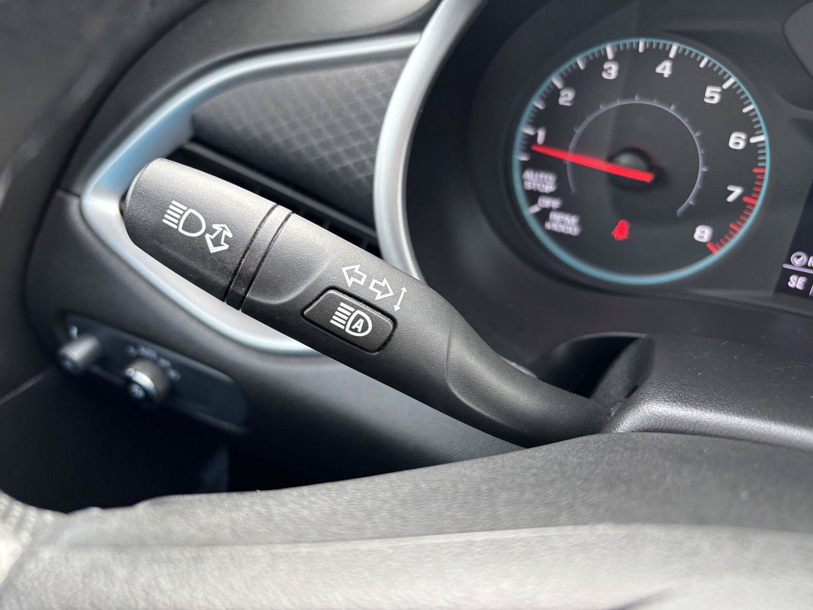 Used 2025 Chevrolet Malibu LT FWD image 30