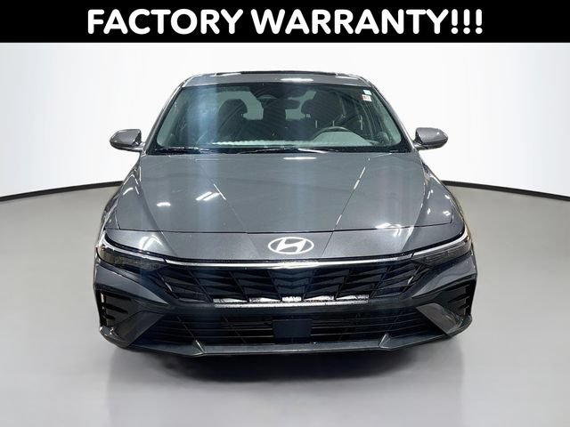 Used 2024 Hyundai Elantra SEL w/ Convenience Package FWD image 2