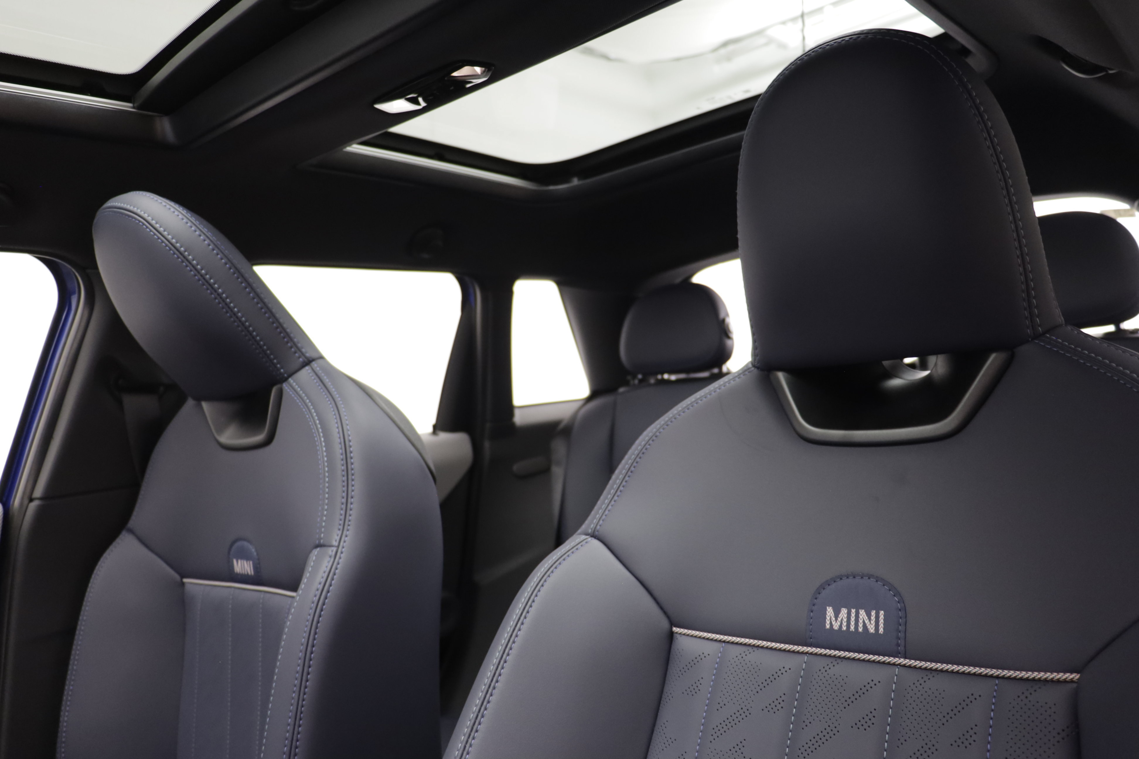 New 2026 MINI Cooper S FWD image 12