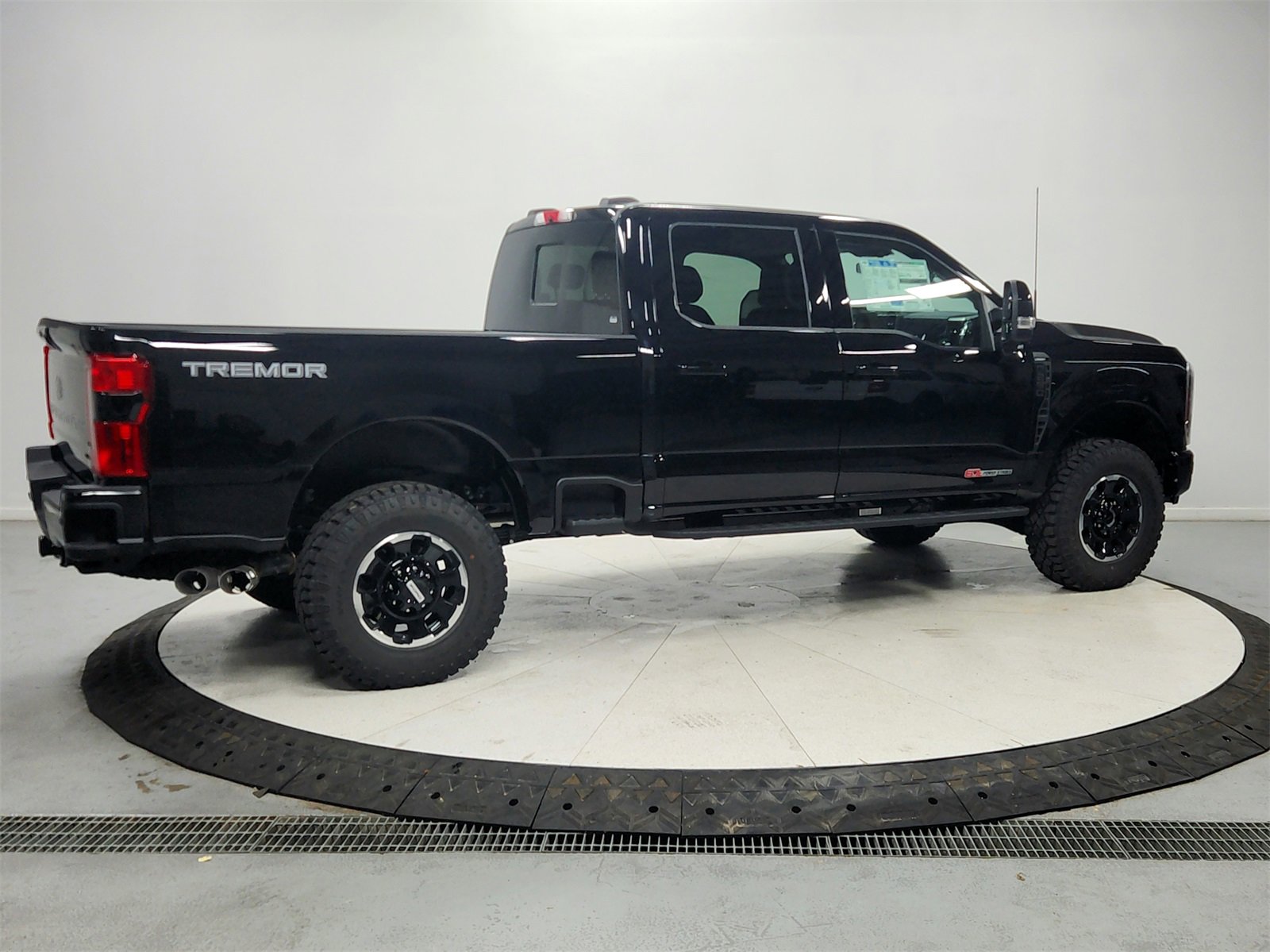 New 2026 Ford F250 Lariat image 7