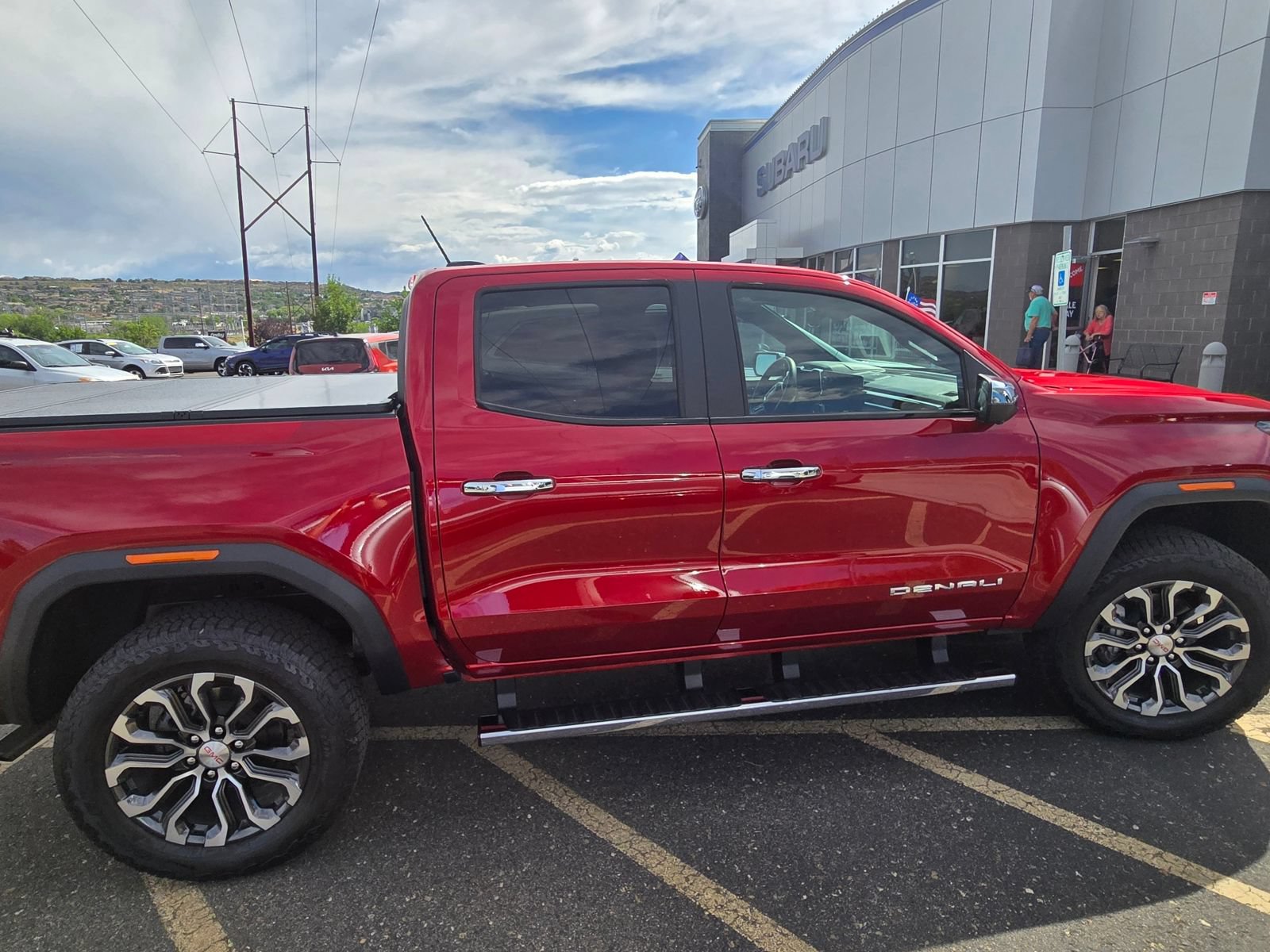 Used 2026 GMC Canyon Denali AWD/4WD image 9
