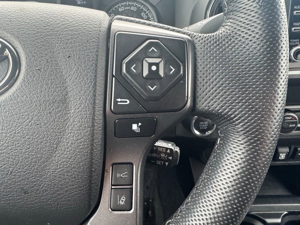 Used 2022 Toyota Tacoma TRD Sport image 16