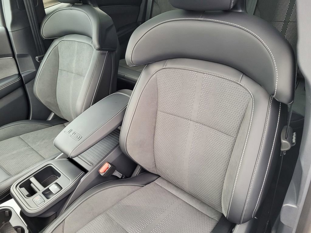 New 2025 Ford Mustang Mach-E GT image 8