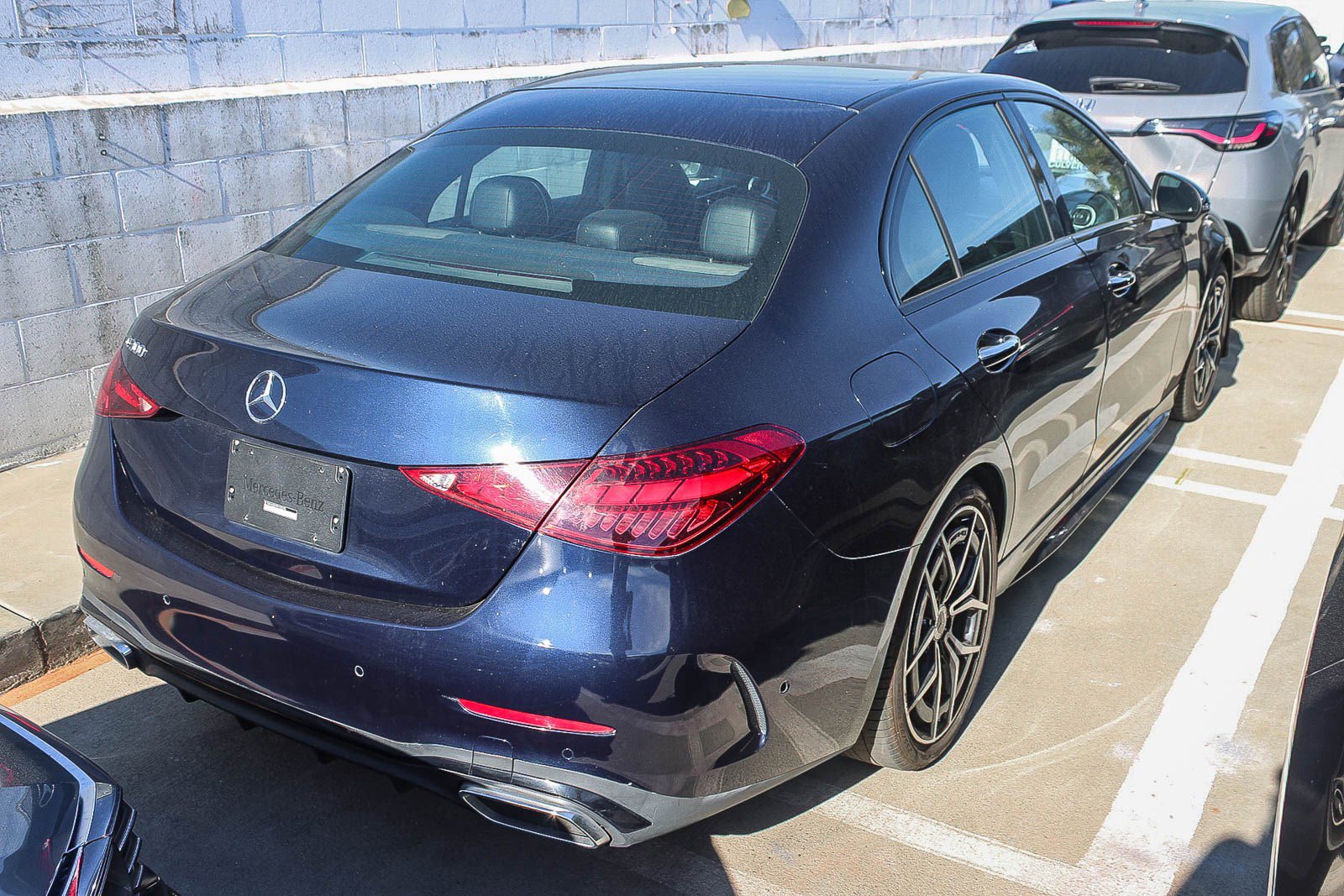 Used 2023 Mercedes-Benz C 300 Sedan image 5