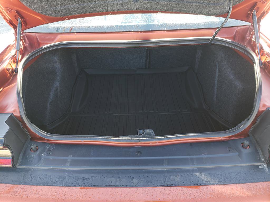 Used 2023 Dodge Challenger SXT w/ Plus Package image 5