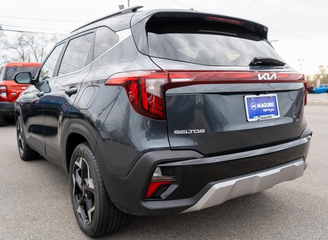 Used 2025 Kia Seltos EX image 8
