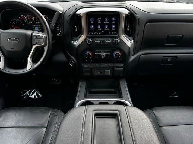 Used 2020 Chevrolet Silverado 1500 LT Trail Boss image 2