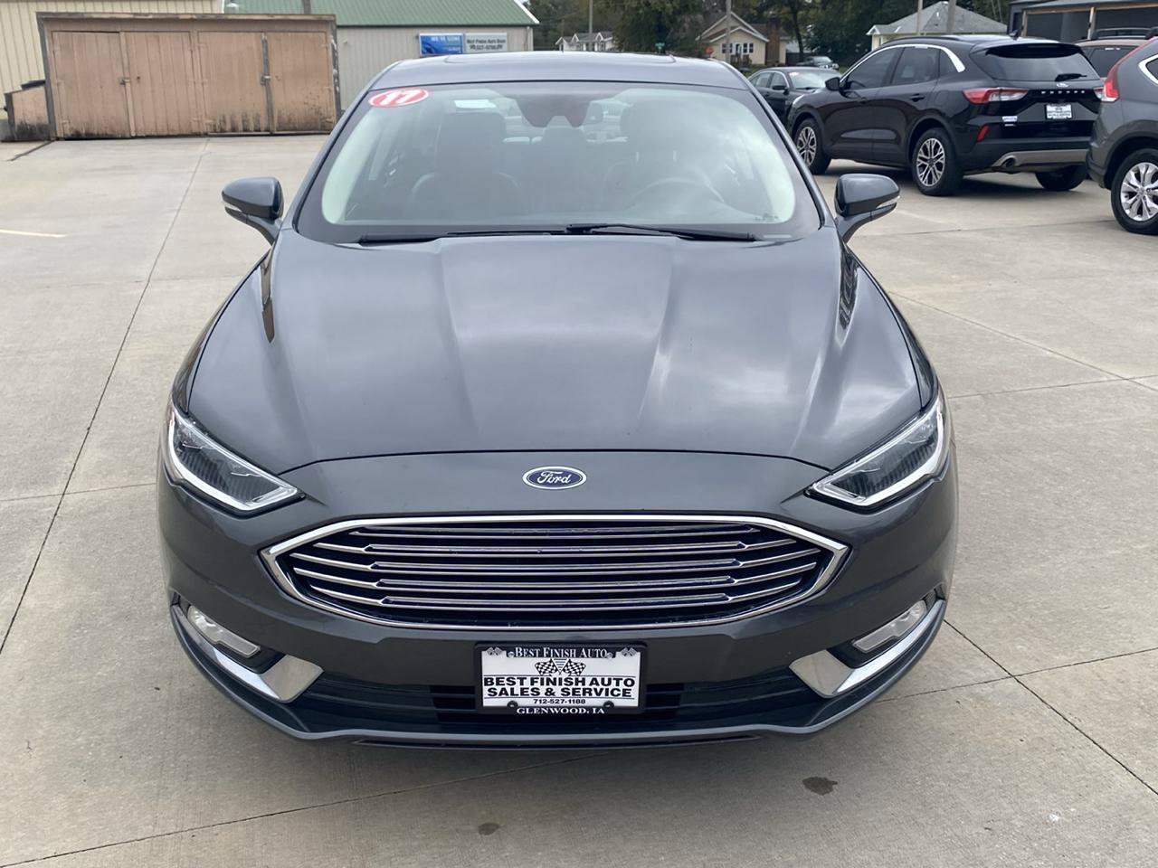 Used 2017 Ford Fusion Titanium AWD/4WD image 3