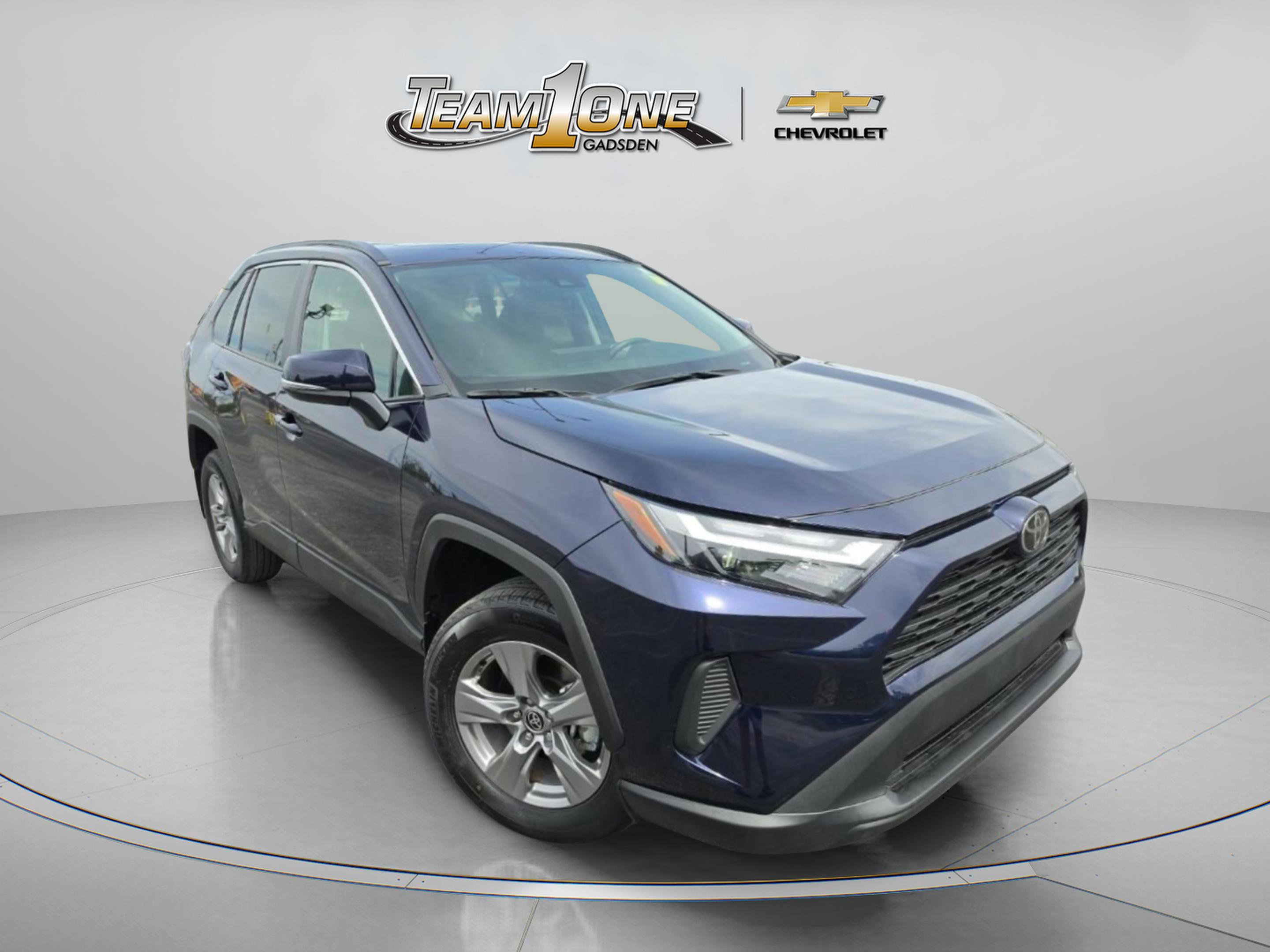 Used 2025 Toyota RAV4 XLE w/ Convenience Package FWD image 1