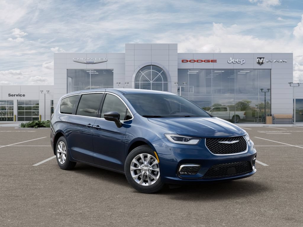 New 2025 Chrysler Pacifica Select AWD/4WD image 5