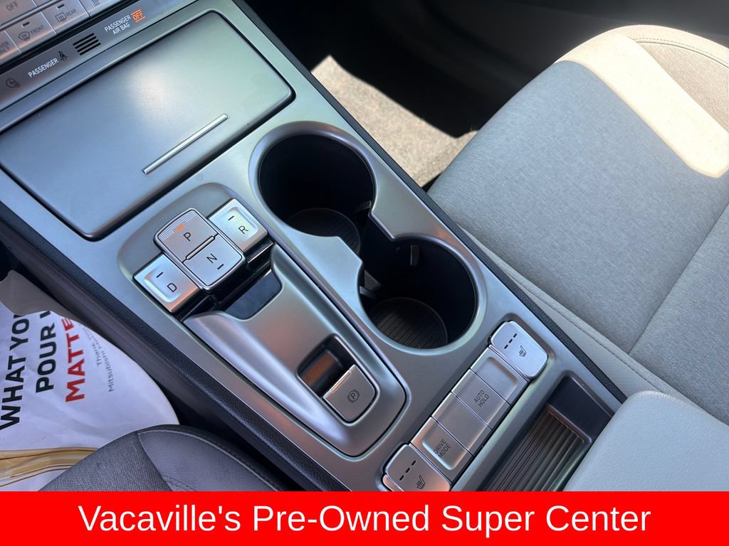 Used 2023 Hyundai Kona SE FWD image 22