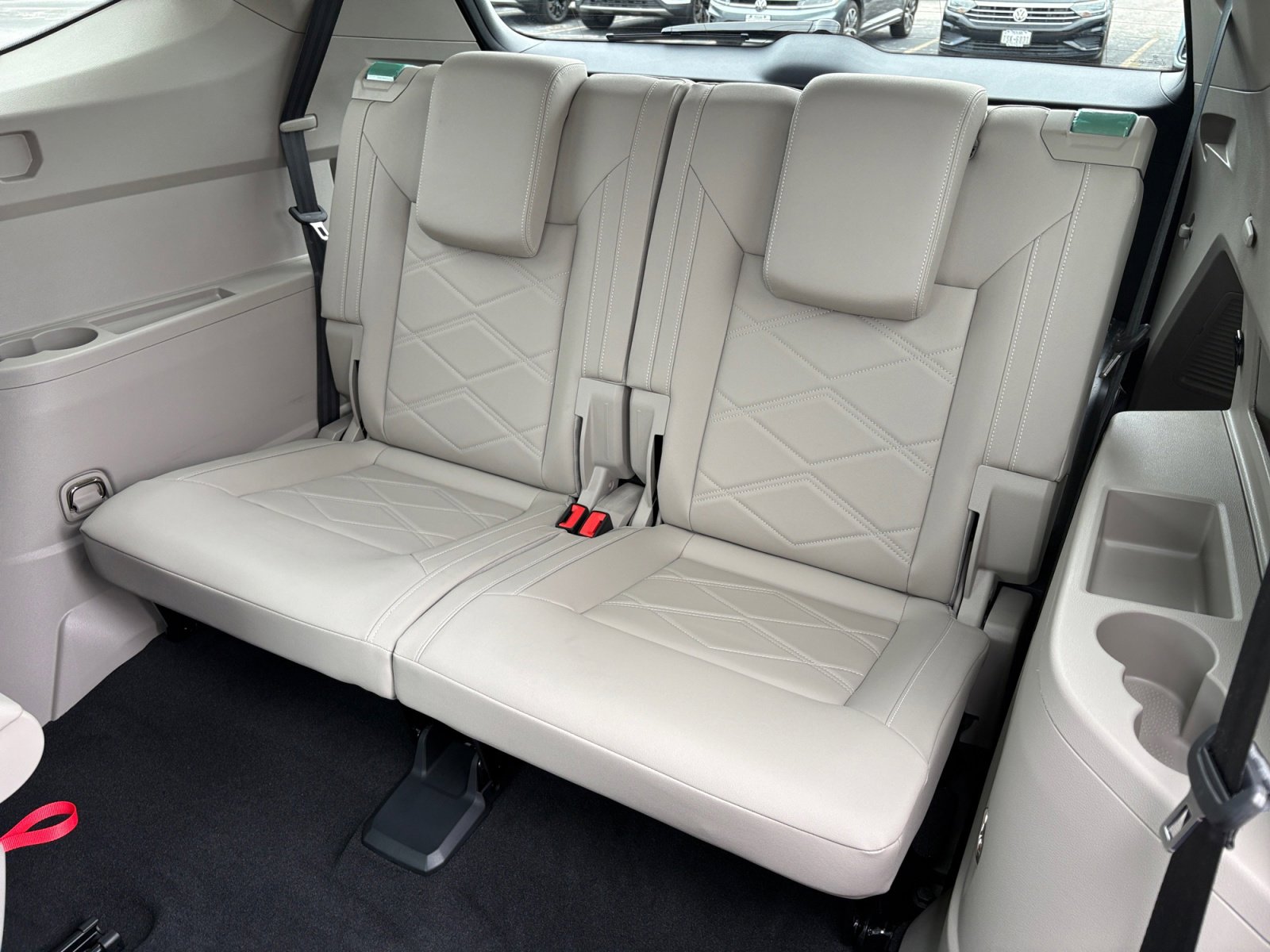 Certified 2025 Volkswagen Atlas SE FWD image 21