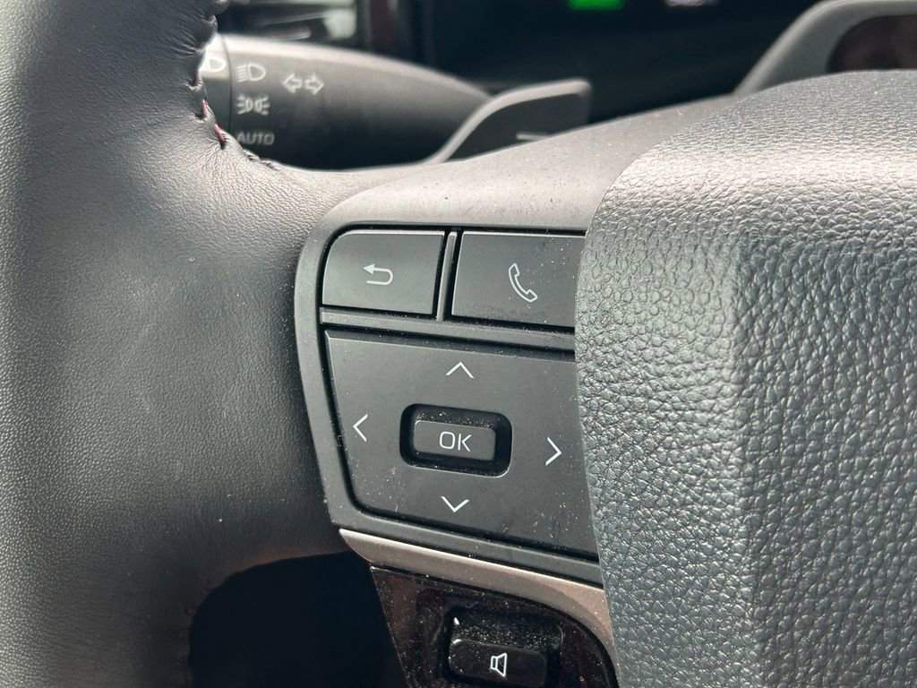 Used 2026 Toyota Camry XSE w/ Premium Plus Package FWD image 37