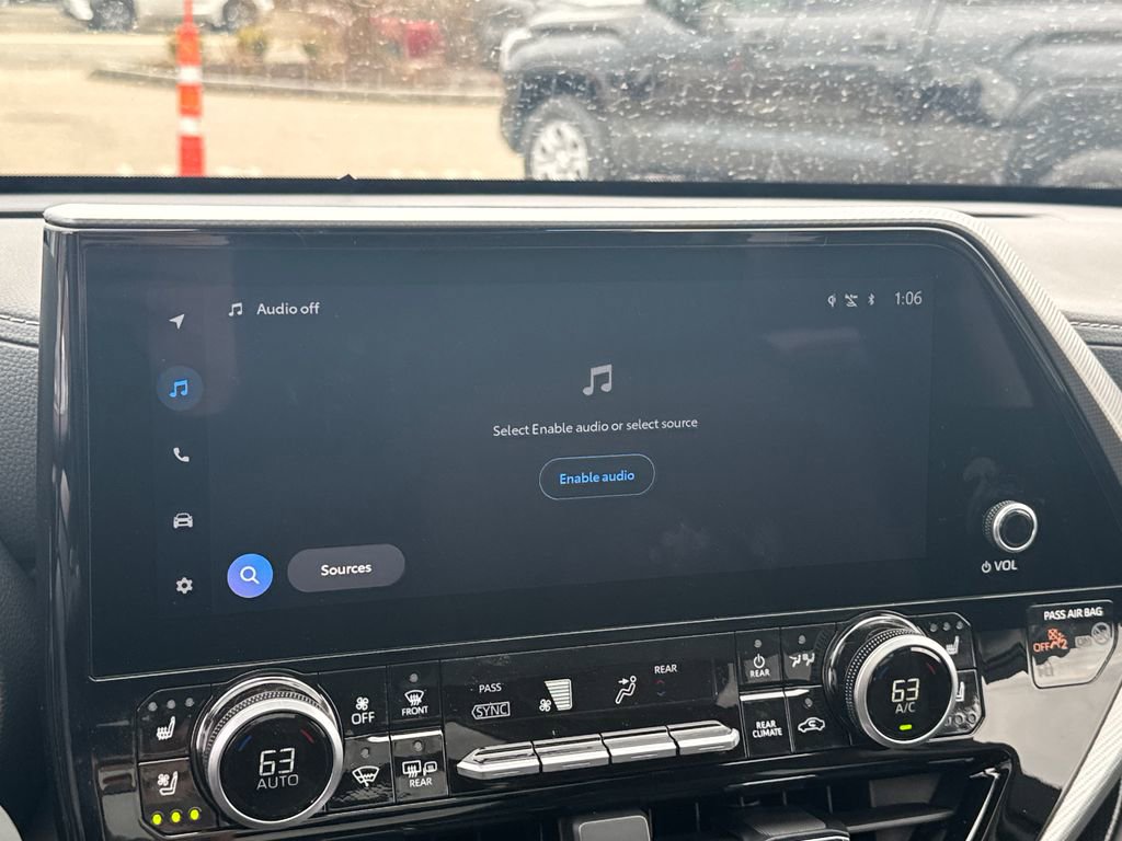 New 2026 Toyota Highlander Platinum image 27