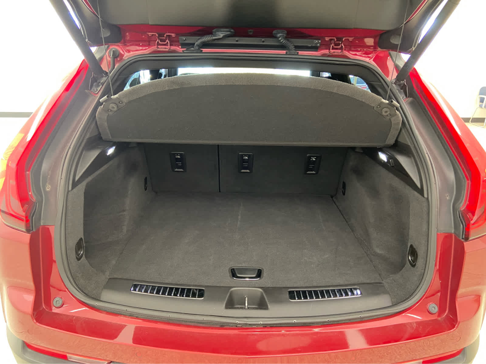 Used 2019 Cadillac XT4 Premium Luxury image 8